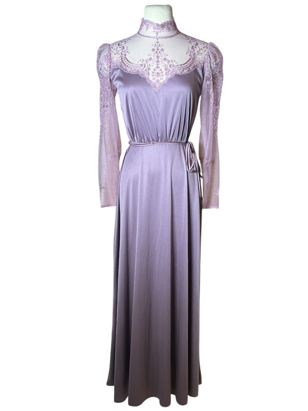 Vintage 1970s Victorian Style Maxi Lace High neck Romantic Lilac Dress